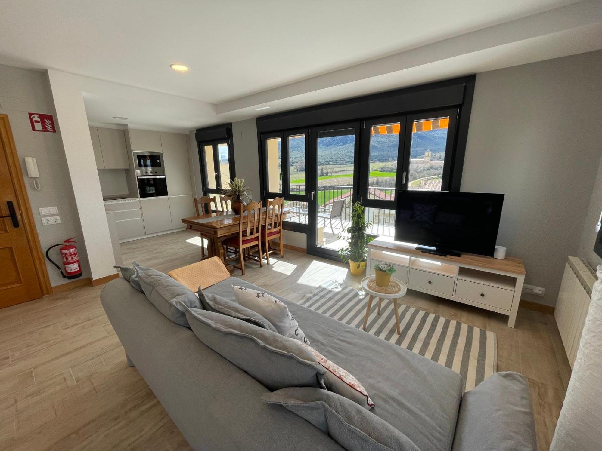 Apartamentos Montejurra Ayegui Εξωτερικό φωτογραφία