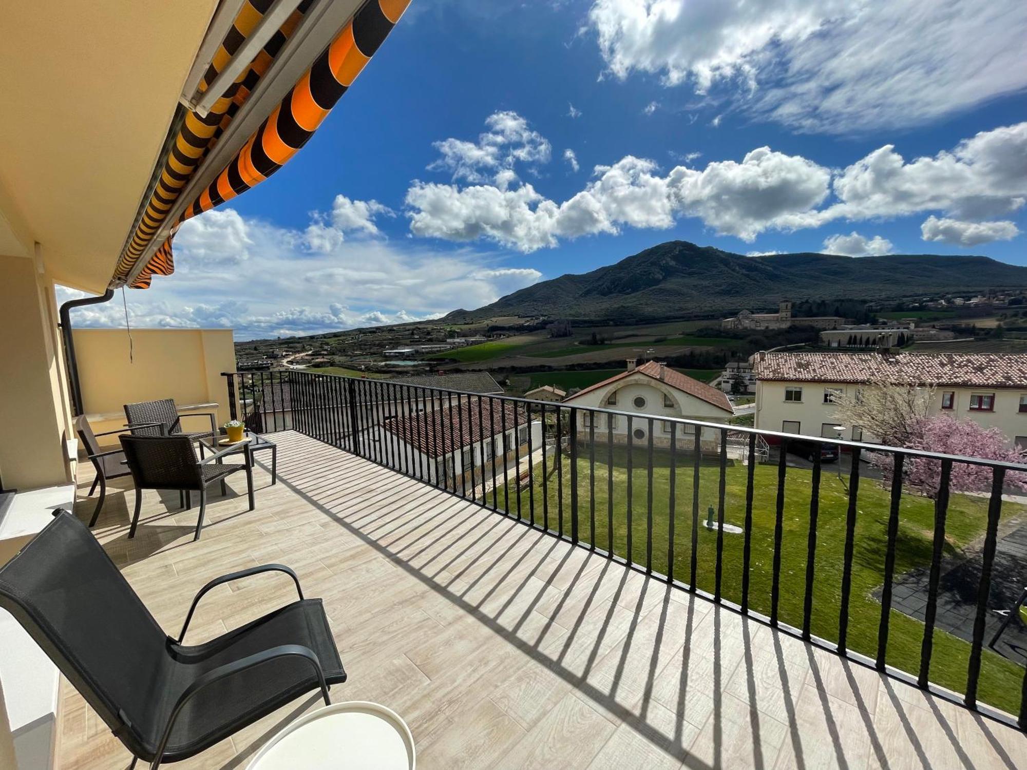 Apartamentos Montejurra Ayegui Εξωτερικό φωτογραφία