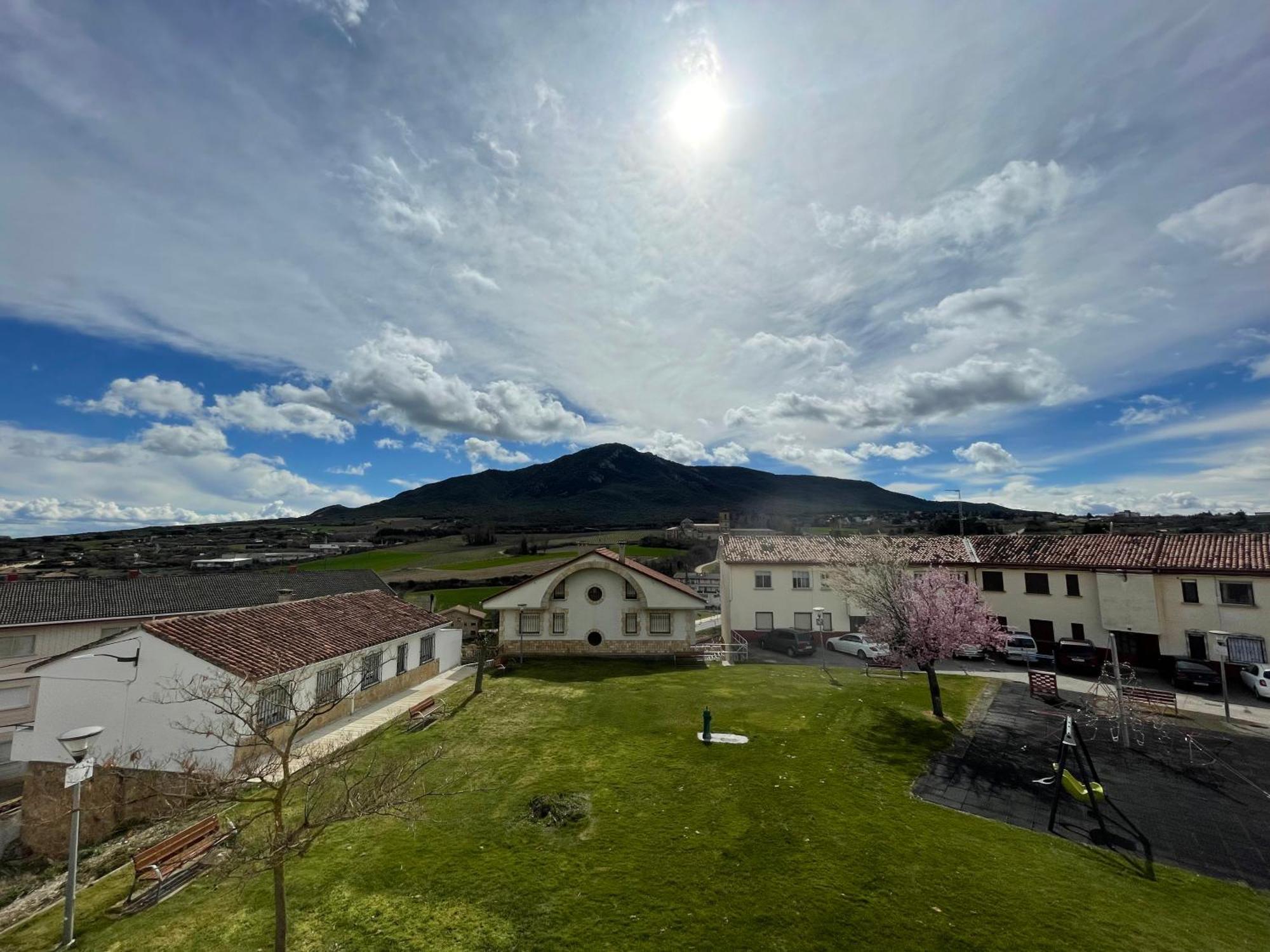 Apartamentos Montejurra Ayegui Εξωτερικό φωτογραφία