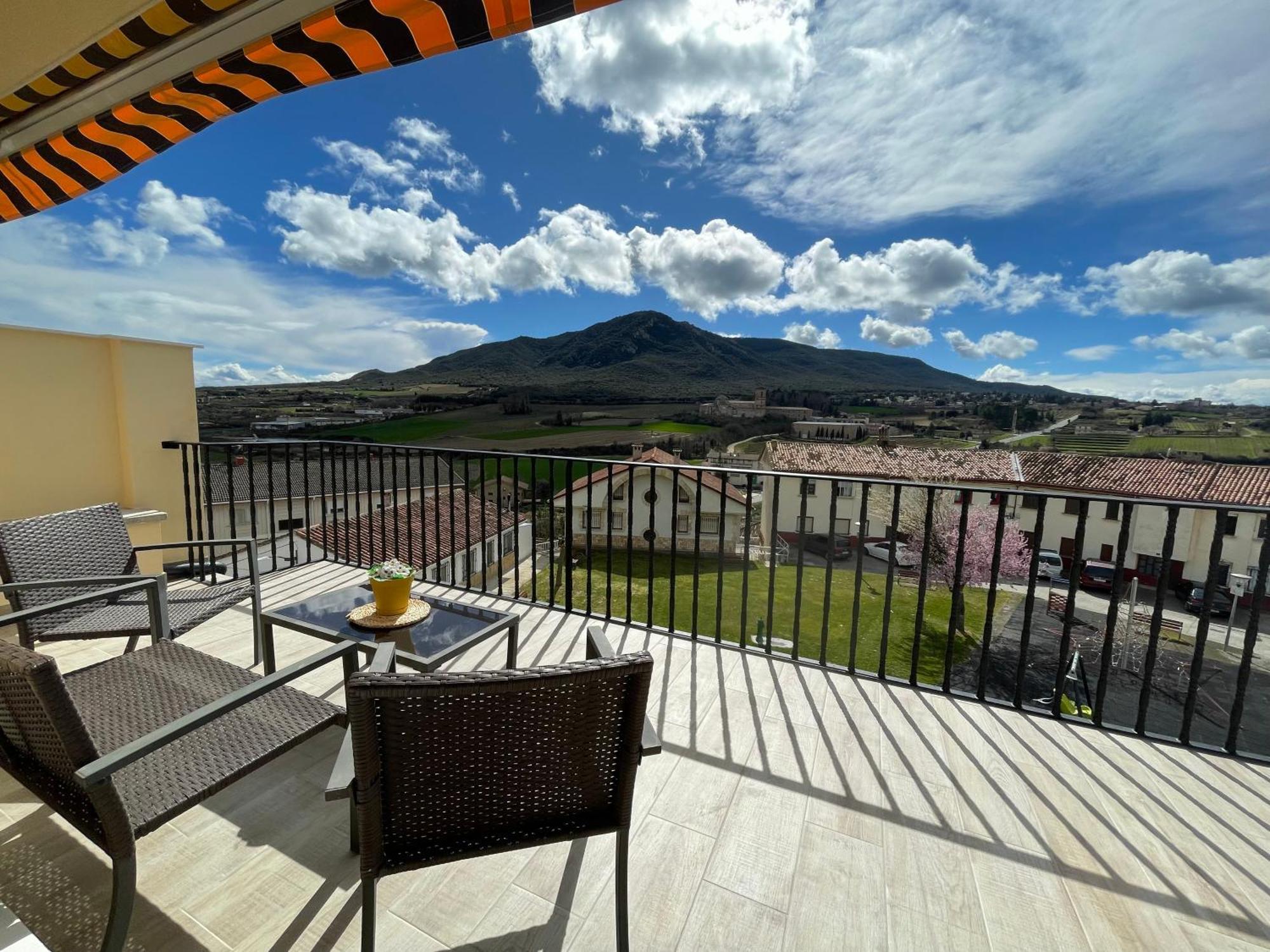Apartamentos Montejurra Ayegui Εξωτερικό φωτογραφία